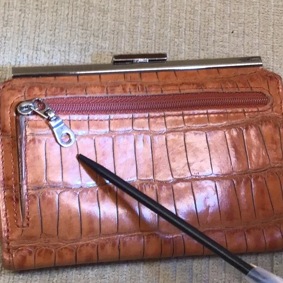 Abas Crocodile Embossed leather  Wallet - Picture 7 of 9